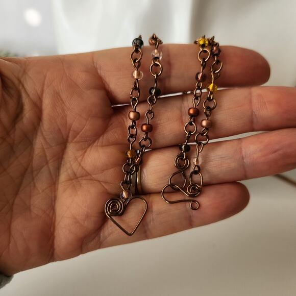 Antique Brass Wire Heart Pendant Beaded Chain Link Necklace - Picture 6 of 10